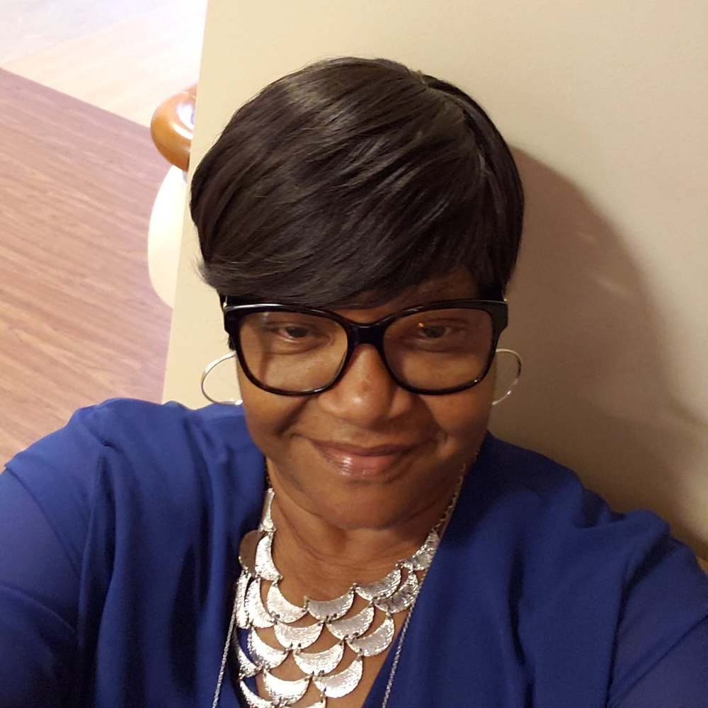 Meet your Posher, Artessa